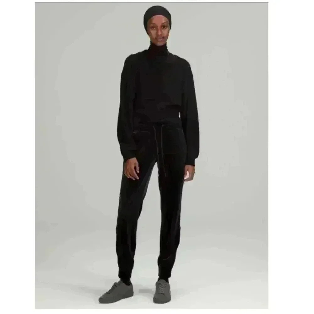 Lululemon Ready to Crush High Rise Velour Jogger | Black | SZ‎ 4